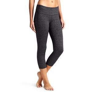 Athleta Women Quest Chaturanga Capri Leggings Small Black Athleisure Yoga Skinny